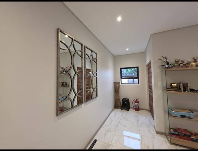 3 BEDROOM PROPERTY TO RENT IN EMMARENTIA